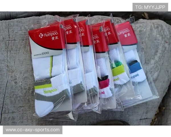 网球装备选购指南：如何选择适合你的高性能球袜